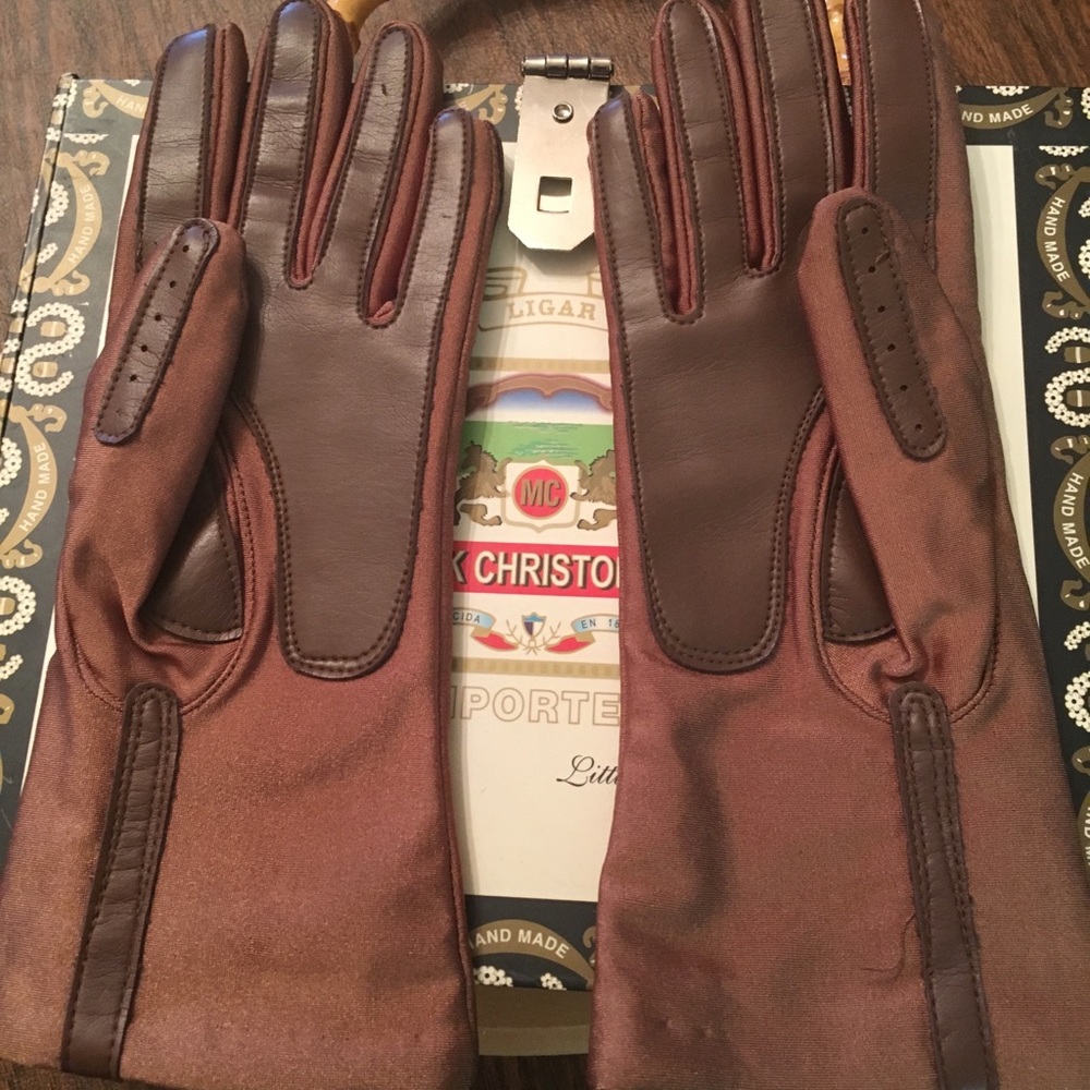 Brown Gloves